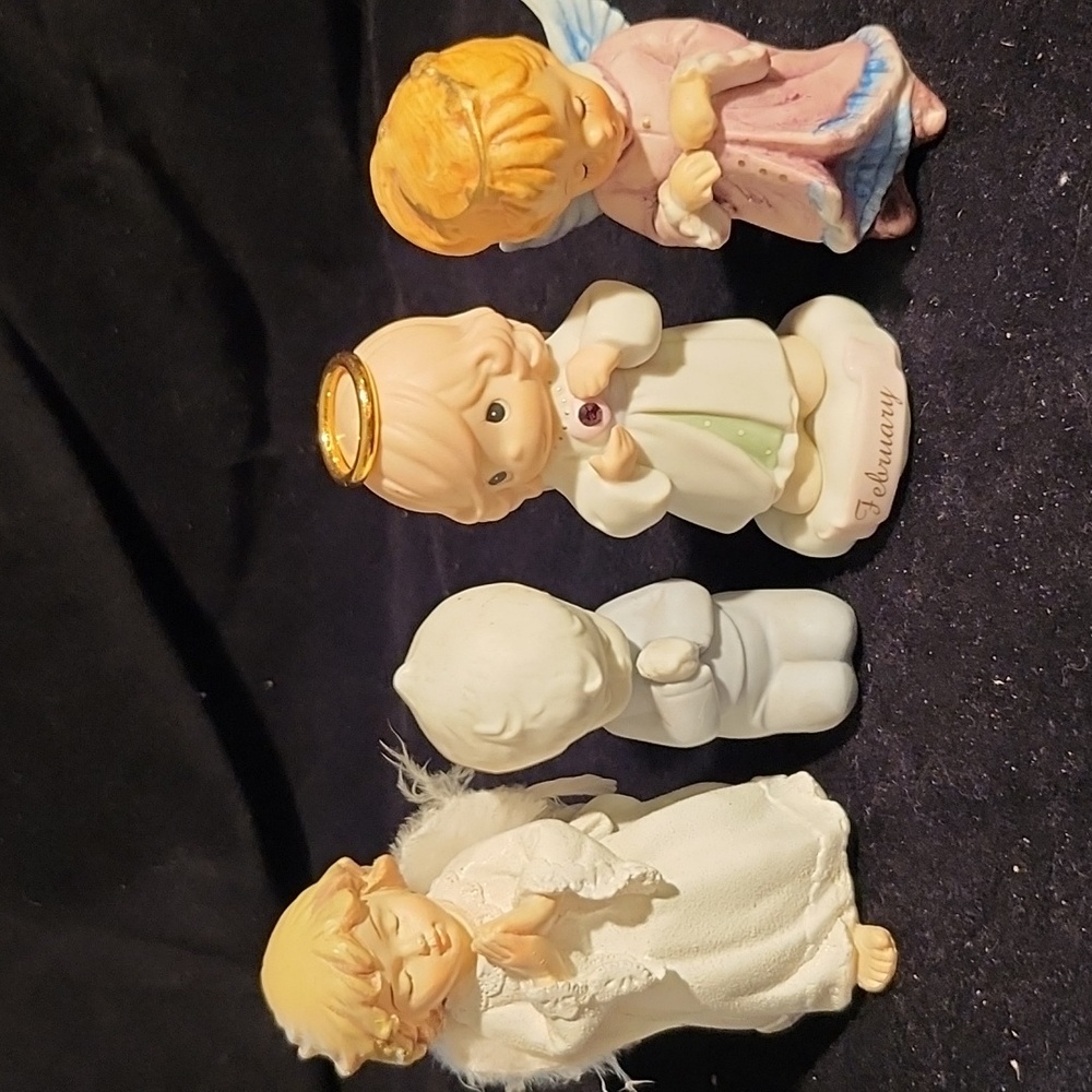 LOT OF ANGELS & FIGURINES